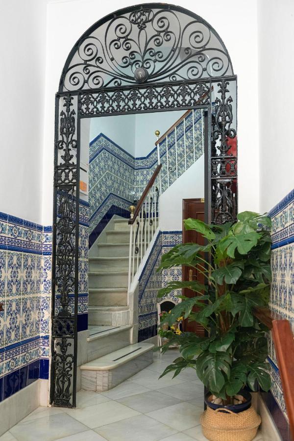 Hostal Colon Cadix Extérieur photo