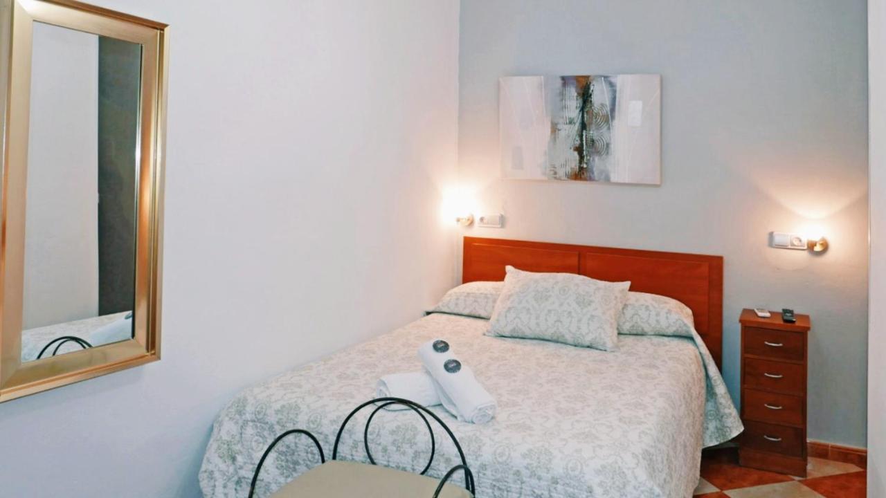 Hostal Colon Cadix Extérieur photo